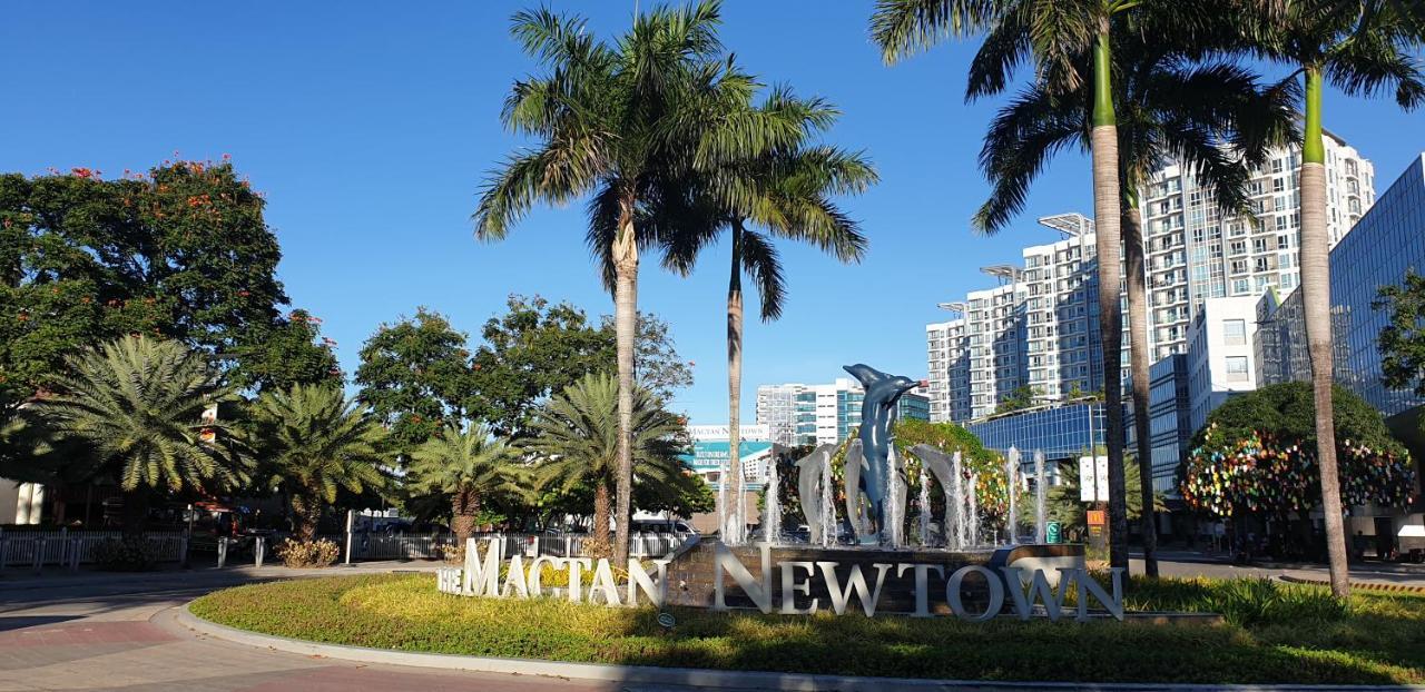 Mactan Newtown With Sun Set And Garden View Aparthotel Cebú Exterior foto